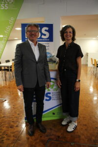 Svenja Kilgus (Fachabteilungsleitung) und Antonio Jakob (Direktor) von der ESS